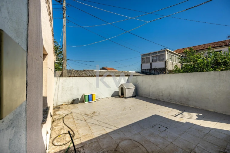 Moradia T1 para Venda em Mafamude e Vilar do Paraíso Foto 2