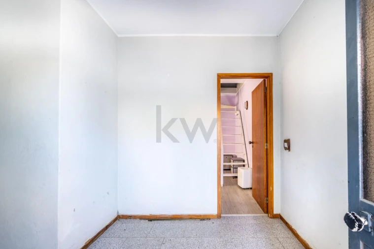 Moradia T1 para Venda em Mafamude e Vilar do Paraíso Foto 9