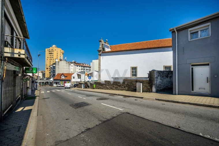 Moradia T1 para Venda em Mafamude e Vilar do Paraíso Foto 15