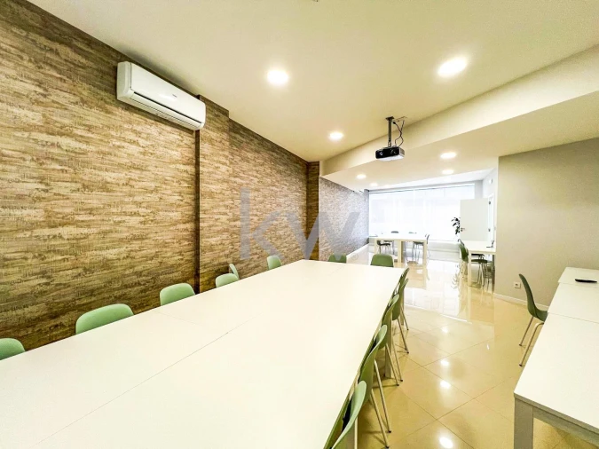 Loja para Venda em Mafamude e Vilar do Paraíso Foto 7