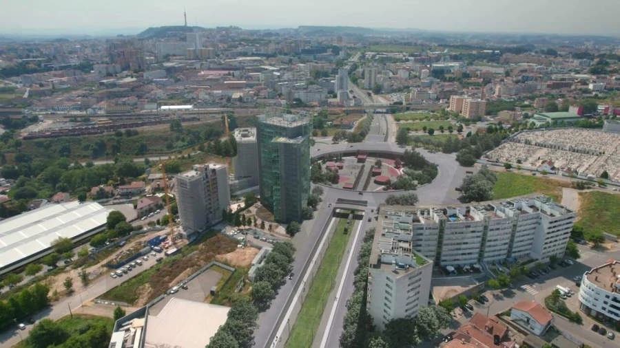 Loja para Venda em Santa Marinha e São Pedro da Afurada Foto 26