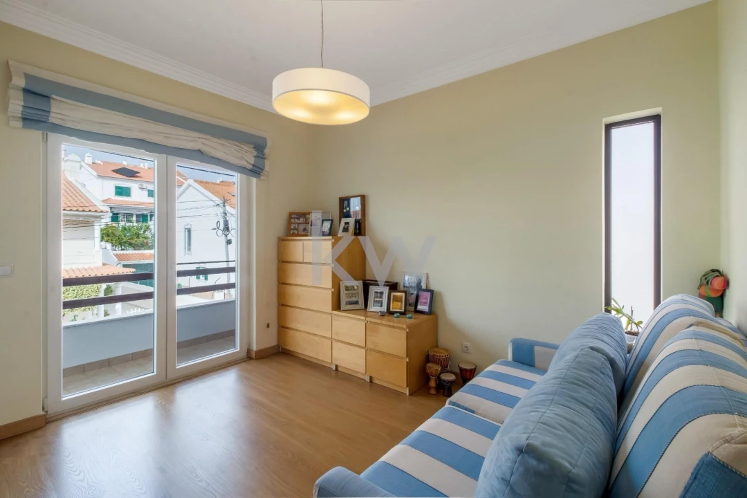 Moradia T5 para Venda em Laranjeiro e Feijó Foto 25