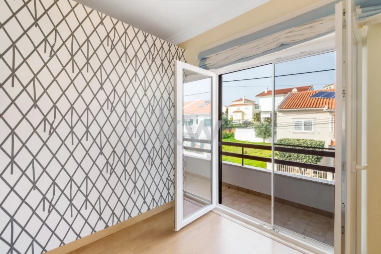 Moradia T5 para Venda em Laranjeiro e Feijó Foto 26