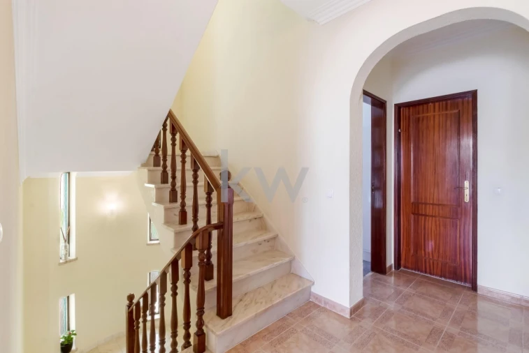 Moradia T5 para Venda em Laranjeiro e Feijó Foto 19