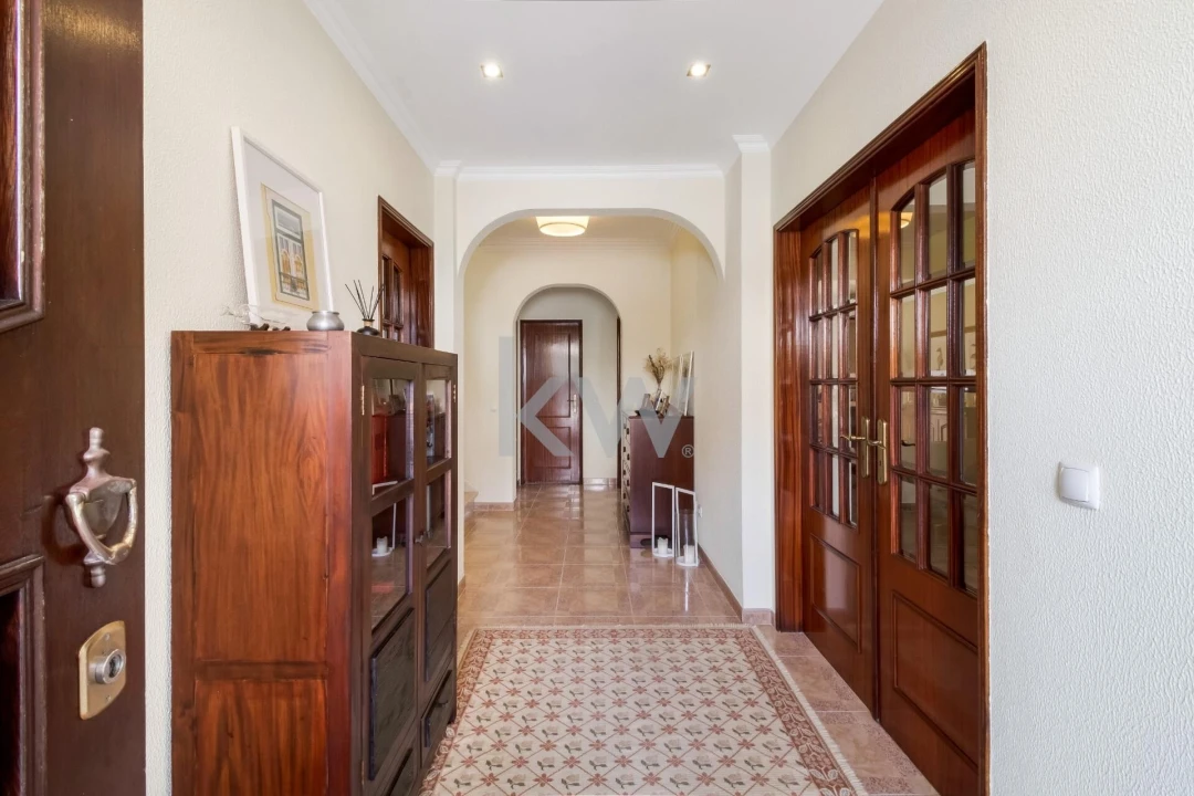 Moradia T5 para Venda em Laranjeiro e Feijó Foto 38