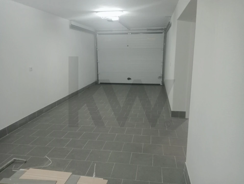 Moradia T5 para Venda em Corroios Foto 15