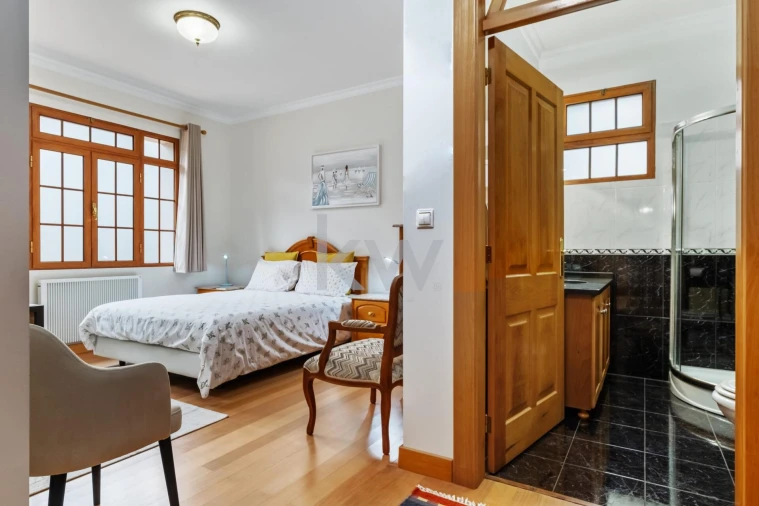 Moradia T3 para Venda em Prazeres Foto 29