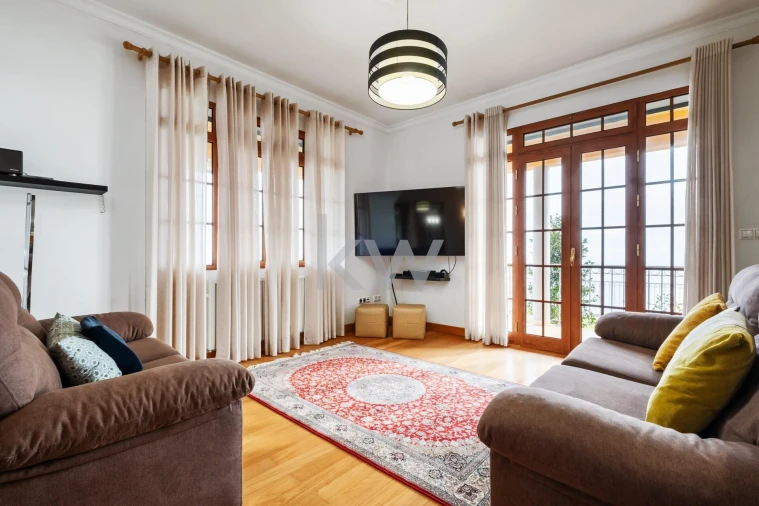 Moradia T3 para Venda em Prazeres Foto 12