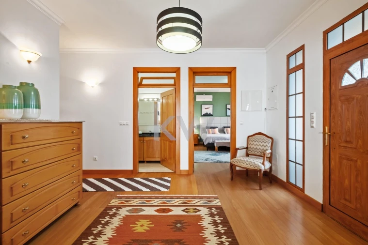 Moradia T3 para Venda em Prazeres Foto 5