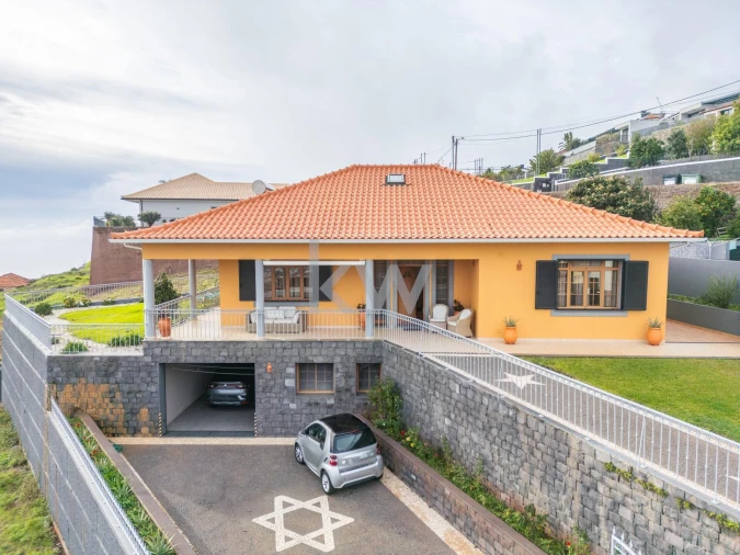 Moradia T3 para Venda em Prazeres Foto 63