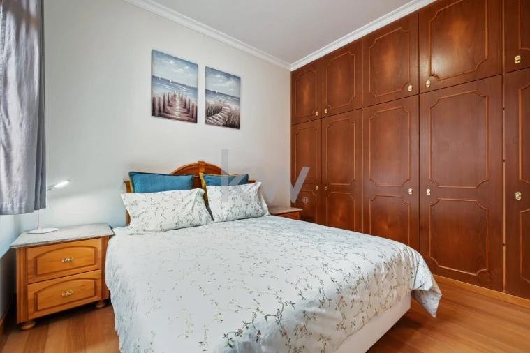 Moradia T3 para Venda em Prazeres Foto 35