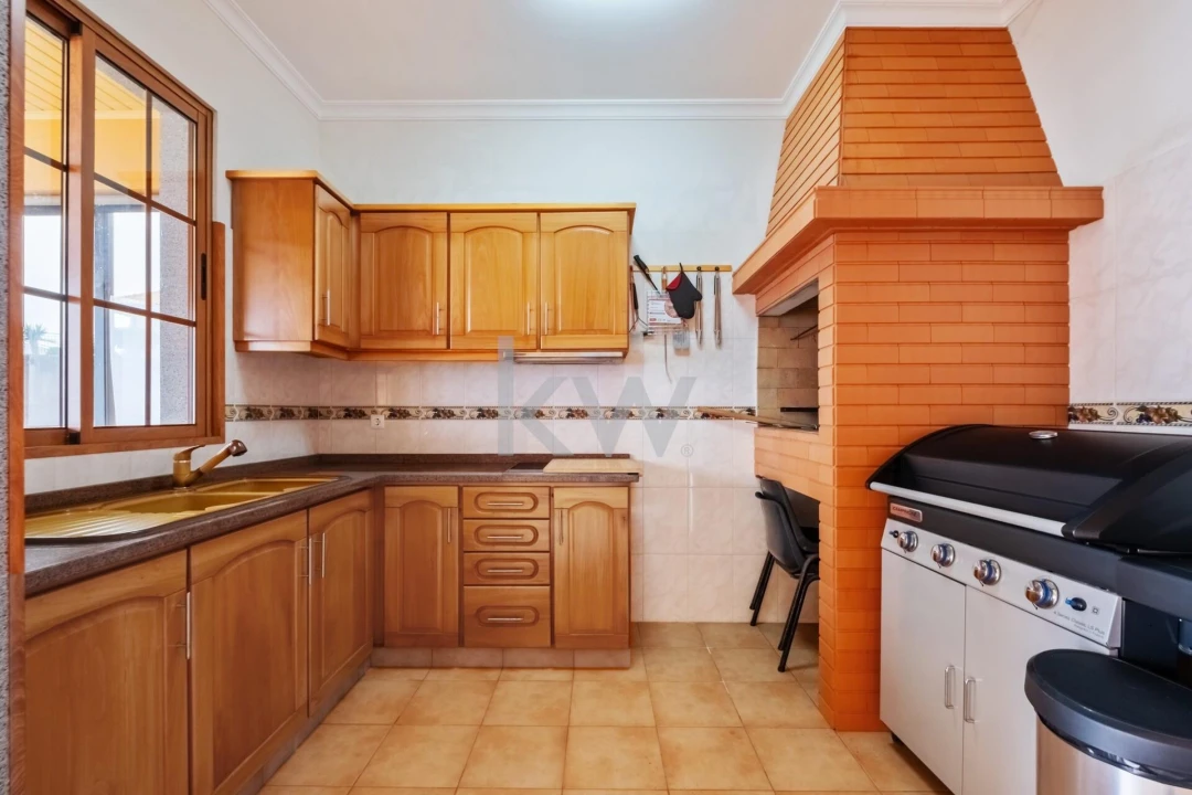 Moradia T3 para Venda em Prazeres Foto 43