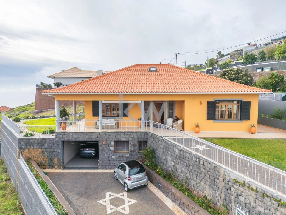 Moradia T3 para Venda em Prazeres Foto 63