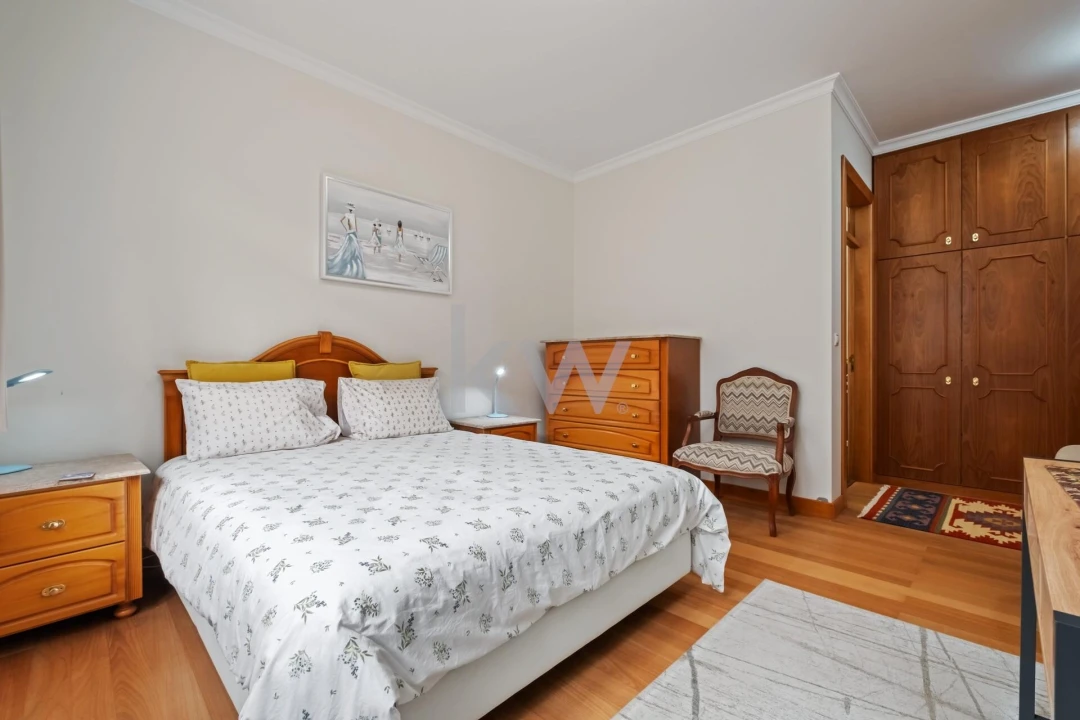 Moradia T3 para Venda em Prazeres Foto 33