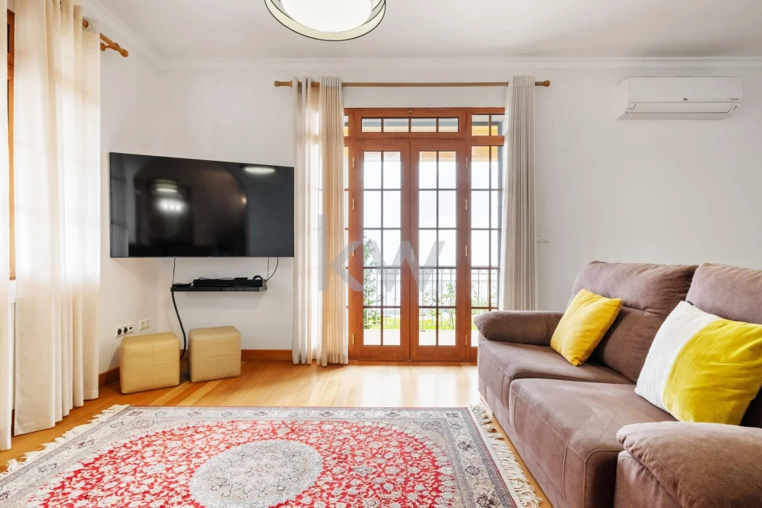 Moradia T3 para Venda em Prazeres Foto 11