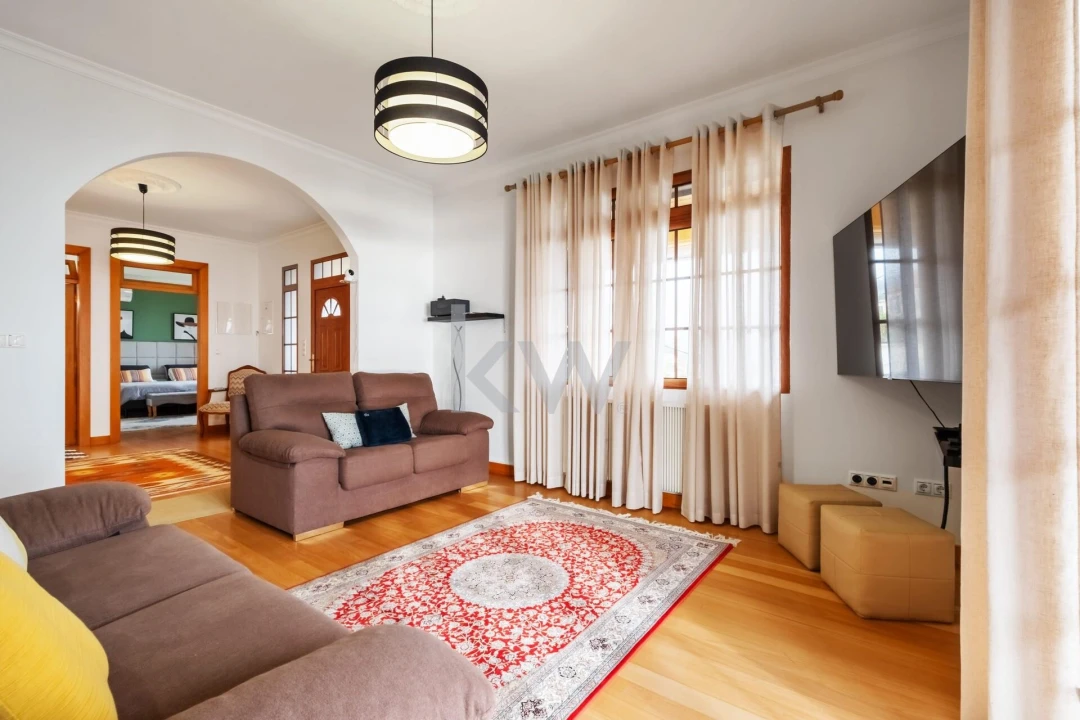 Moradia T3 para Venda em Prazeres Foto 9