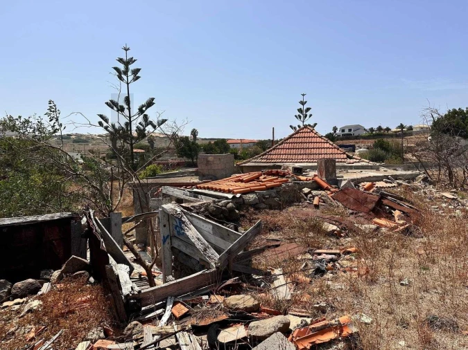 Moradia T3 para Venda em Porto Santo Foto 18