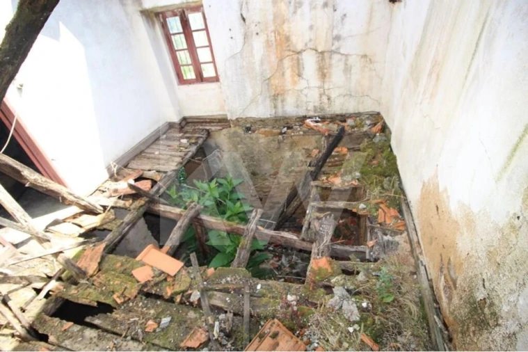 Moradia T5 para Venda em São Pedro de Alva e São Paio de Mondego Foto 5