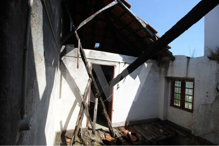 Moradia T5 para Venda em São Pedro de Alva e São Paio de Mondego Foto 7