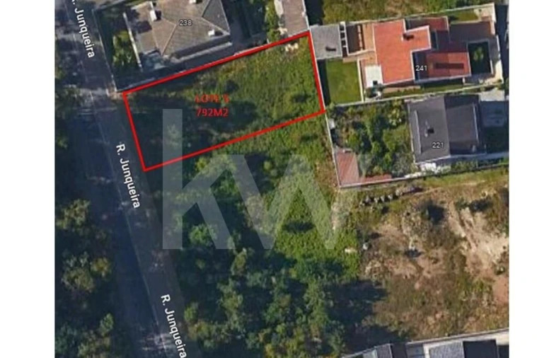 Terreno para Venda em Caldas de São Jorge e Pigeiros Foto 1