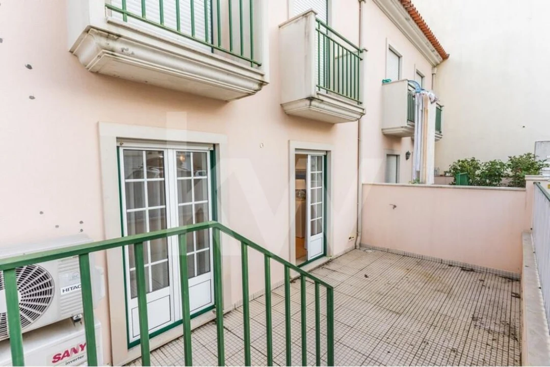 Moradia T3 para Venda em Eiras e São Paulo de Frades Foto 3