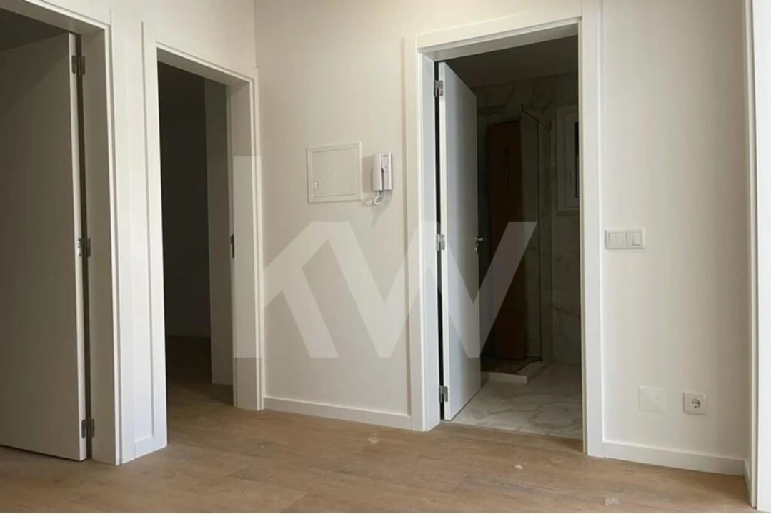 Moradia T5 para Venda em Caparica e Trafaria Foto 17