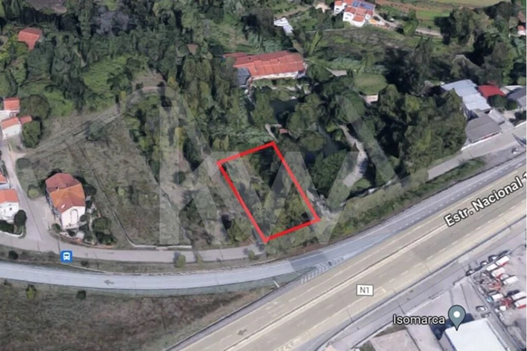Terreno para Venda em Cernache Foto 3