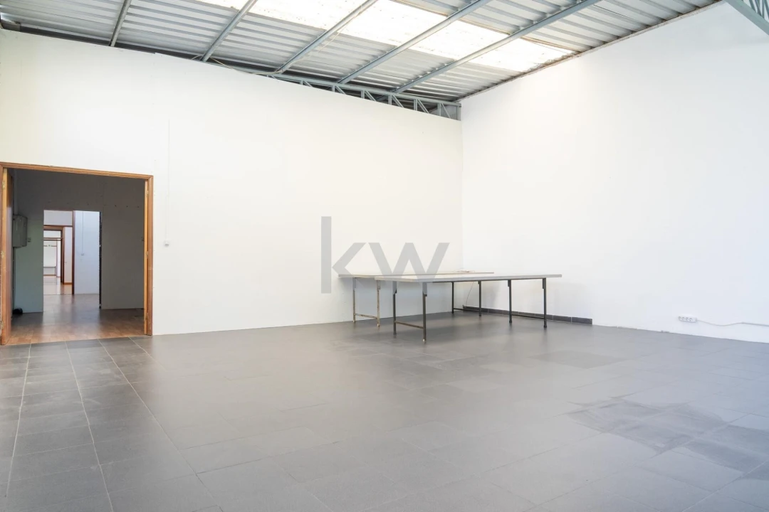 Armazém para Venda em Cernache Foto 46