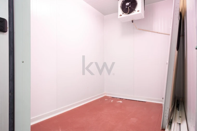 Armazém para Venda em Cernache Foto 19