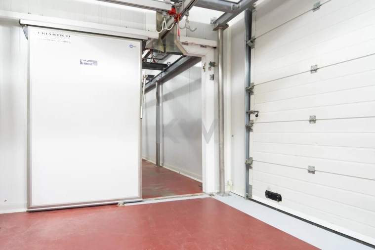 Armazém para Venda em Cernache Foto 21