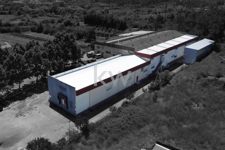 Armazém para Venda em Cernache Foto 2