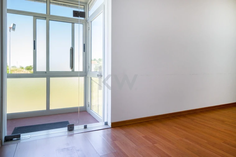 Armazém para Venda em Cernache Foto 35