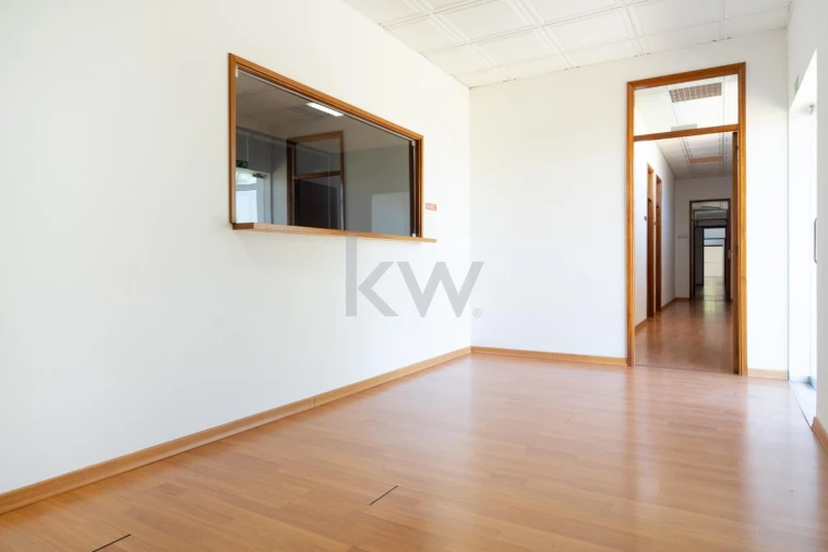 Armazém para Venda em Cernache Foto 34