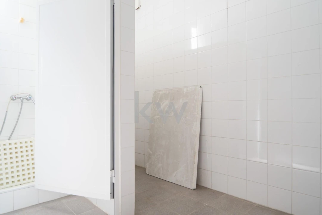 Armazém para Venda em Cernache Foto 27