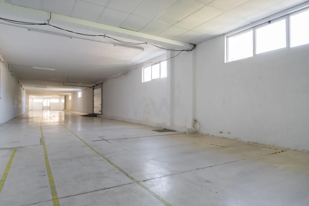 Armazém para Venda em Cernache Foto 28
