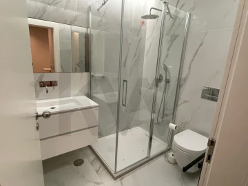 Apartamento T1 para Arrendamento em Misericórdia
