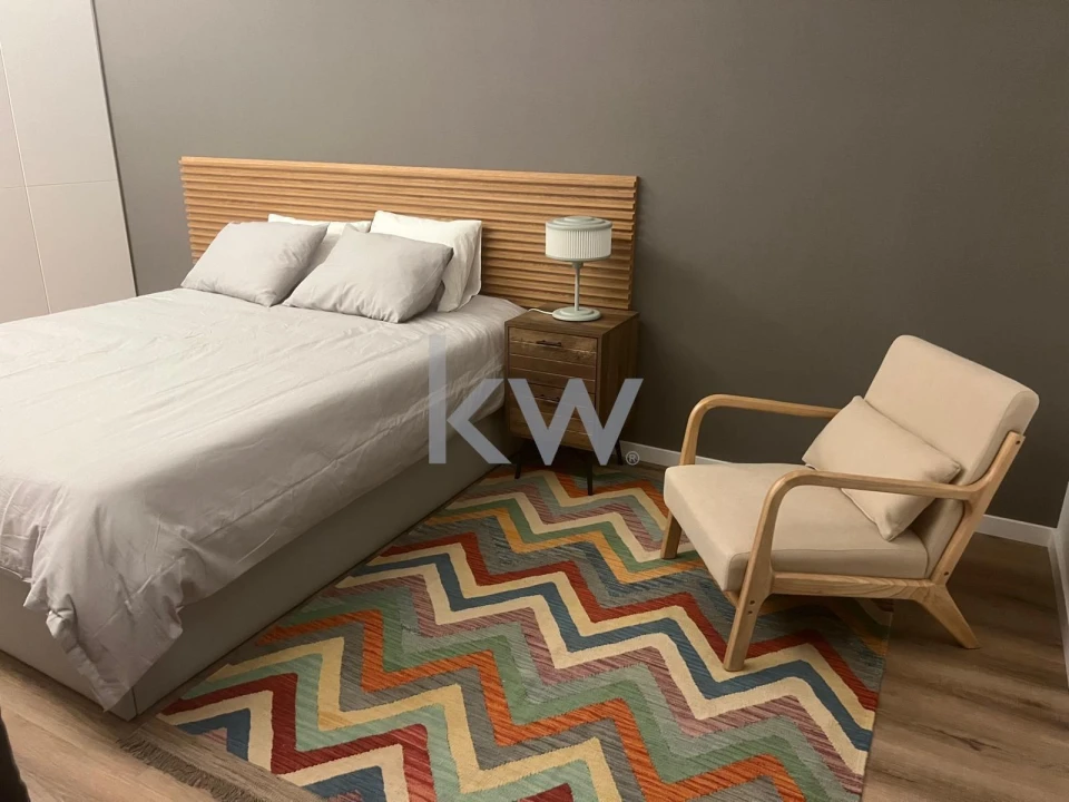 Apartamento T1 para Arrendamento em Misericórdia Foto 28
