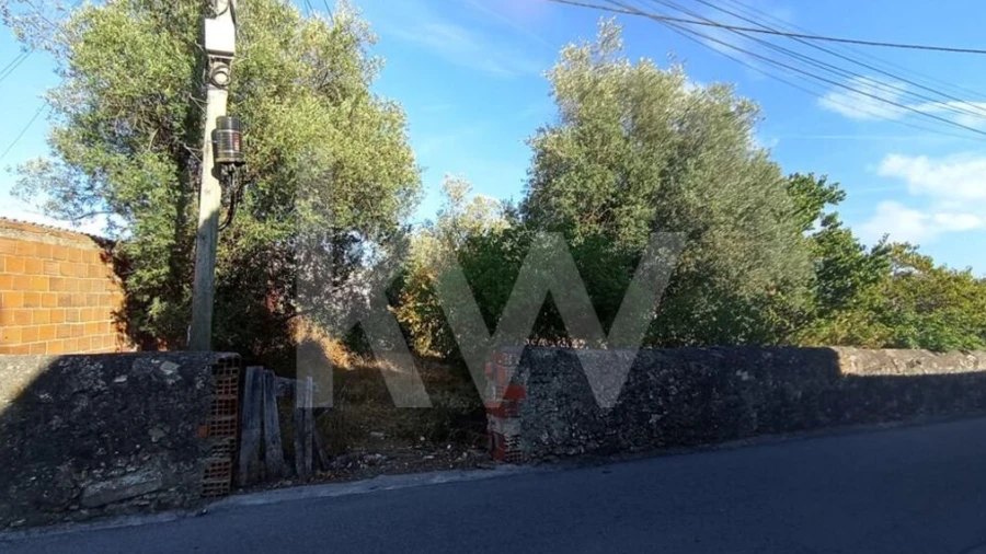 Terreno para Venda em Antuzede e Vil de Matos