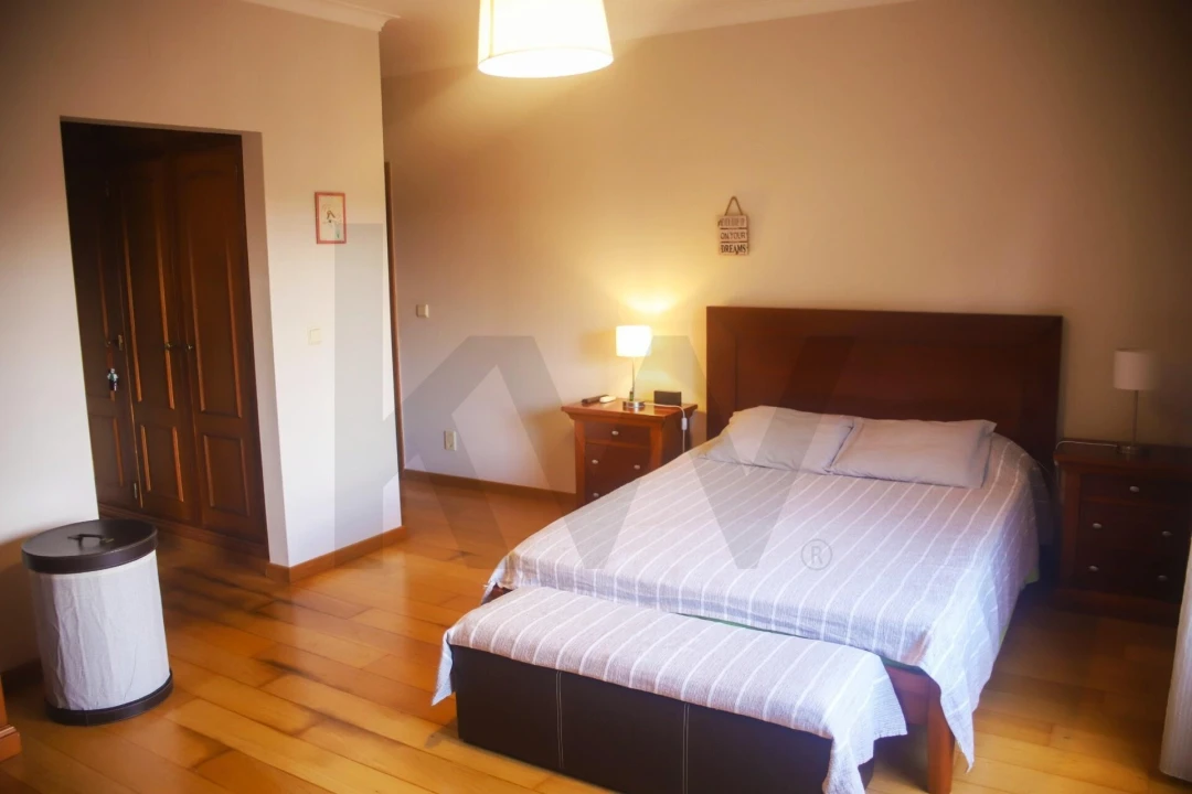 Apartamento T3 para Venda em Serra e Junceira Foto 2