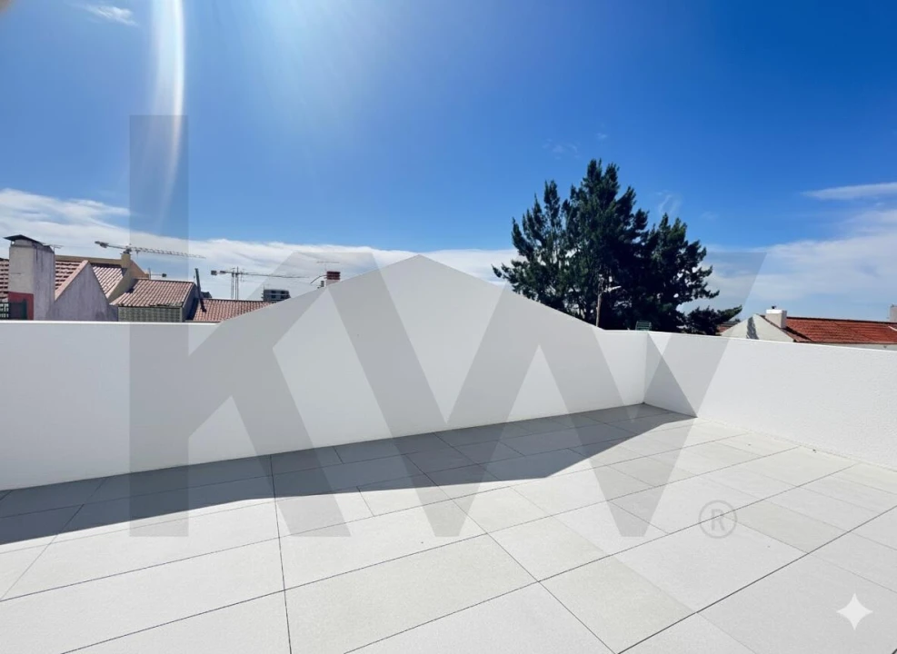 Moradia T4 para Venda em Póvoa de Santa Iria e Forte da Casa Foto 8