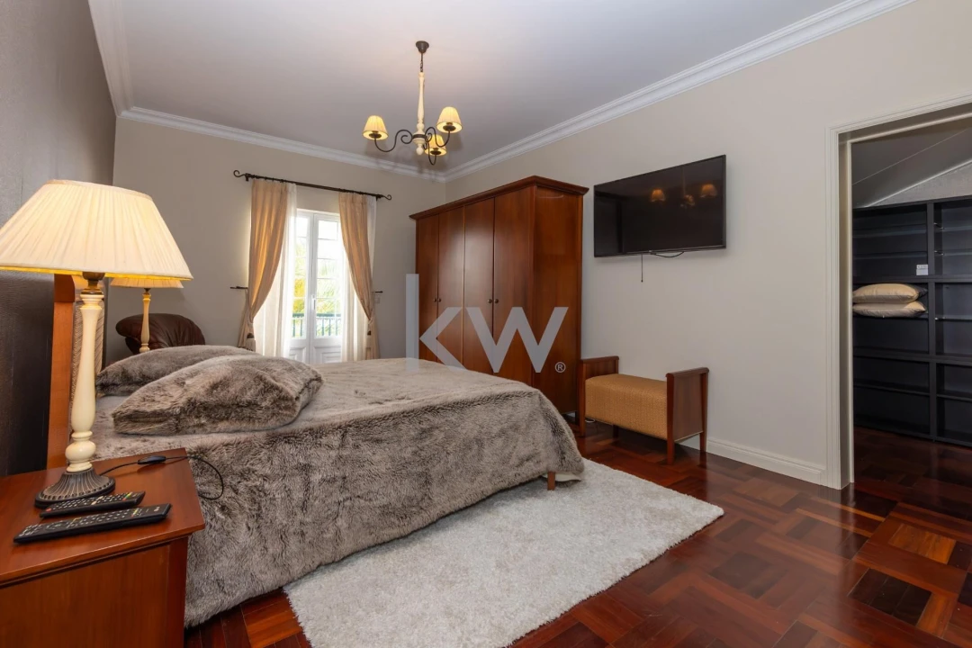 Moradia T5 para Venda em Santa Clara Foto 33