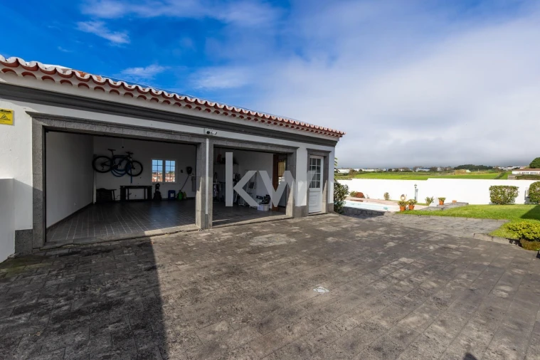 Moradia T5 para Venda em Santa Clara Foto 43