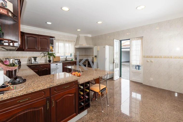 Moradia T5 para Venda em Santa Clara Foto 24