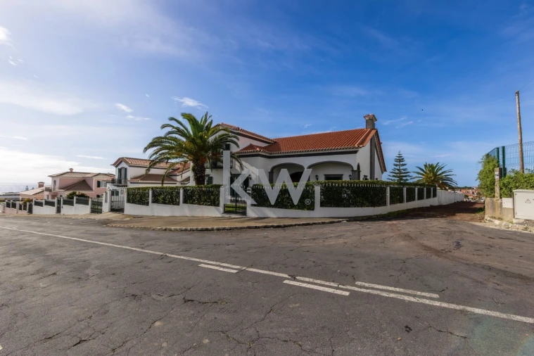 Moradia T5 para Venda em Santa Clara Foto 56