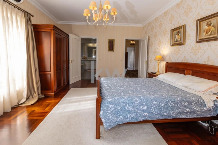 Moradia T5 para Venda em Santa Clara Foto 19