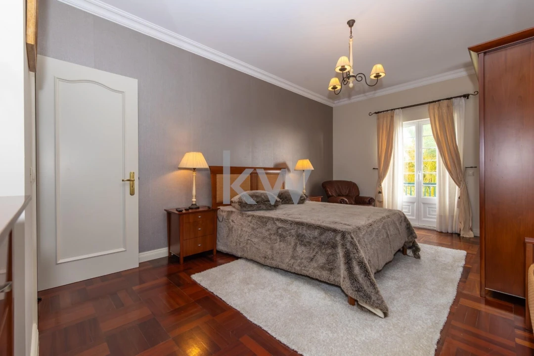 Moradia T5 para Venda em Santa Clara Foto 32