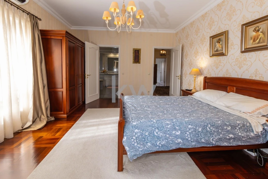 Moradia T5 para Venda em Santa Clara Foto 19