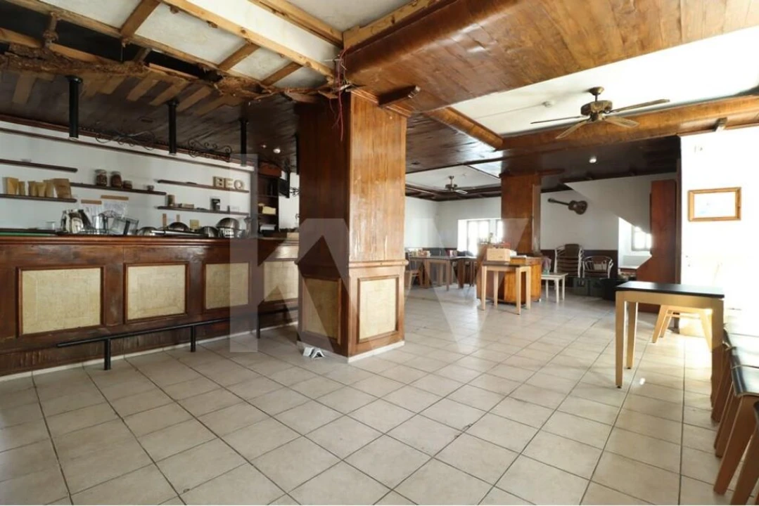 Prédio para Venda em Querença, Tôr e Benafim Foto 26