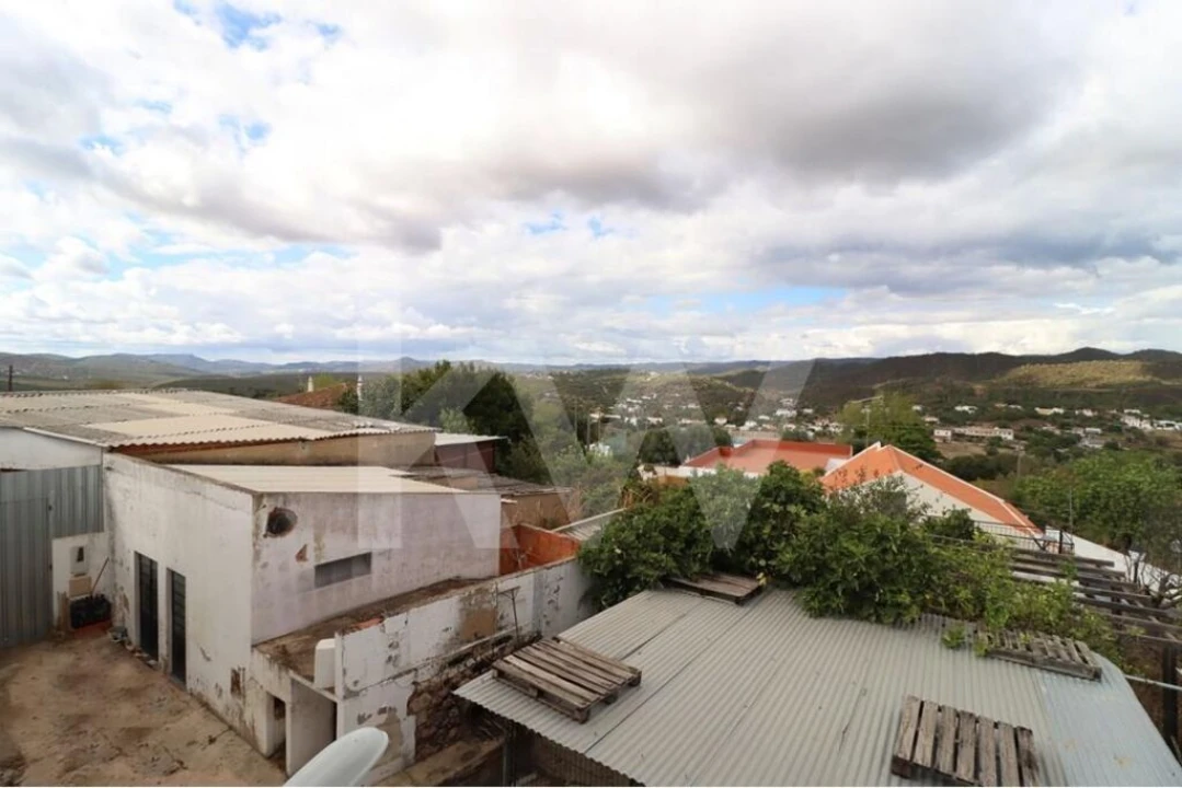 Prédio para Venda em Querença, Tôr e Benafim Foto 15