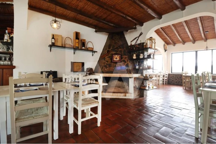 Prédio para Venda em Querença, Tôr e Benafim Foto 19